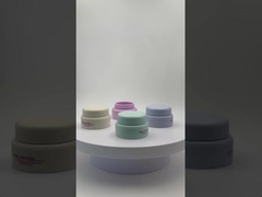 Crema facial en frasco de PP